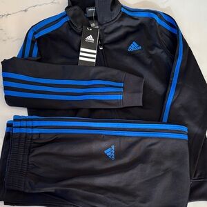 Adidas Black Tracksuit with Blue Accents  Boys Suze 8 NEW